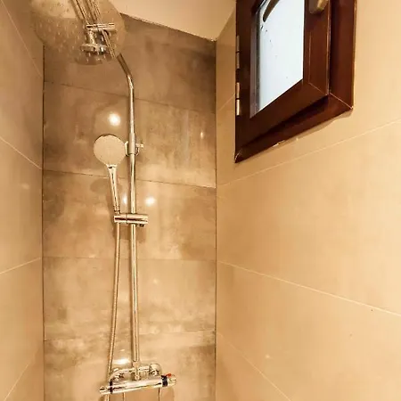 Mar - Beautiful With Two Bedrooms And Two Bathrooms Seville